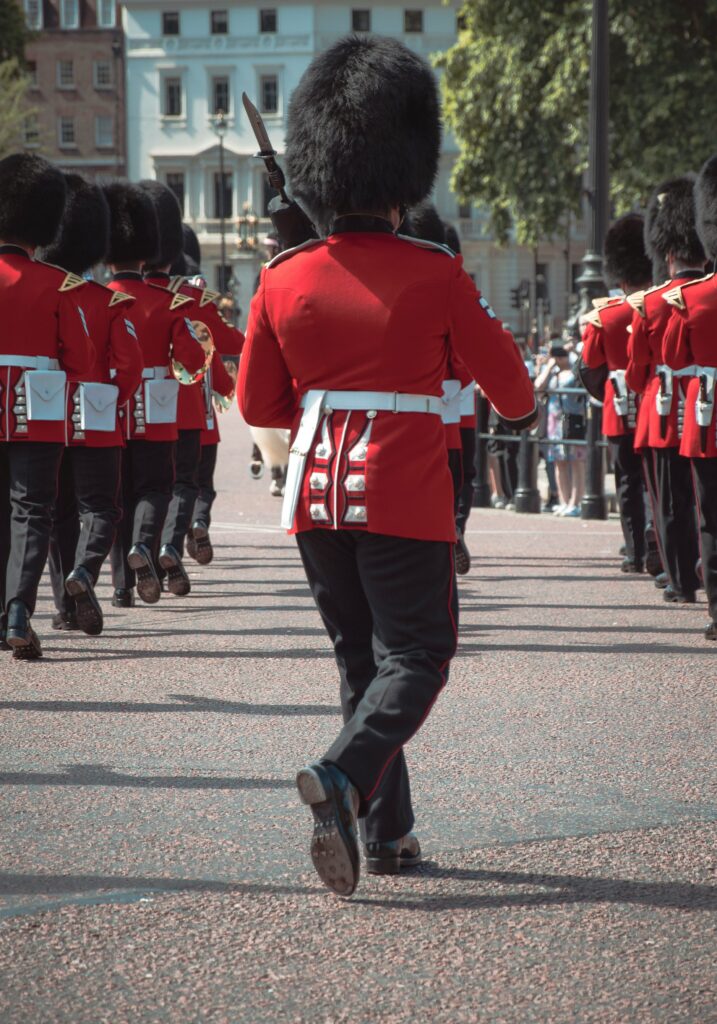 Free self-guided walking tours of London: Royal London